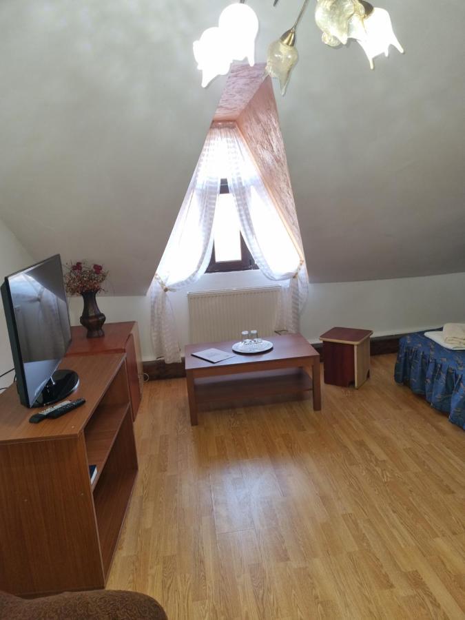 Casa Boiereasca Hotell Iasi Eksteriør bilde