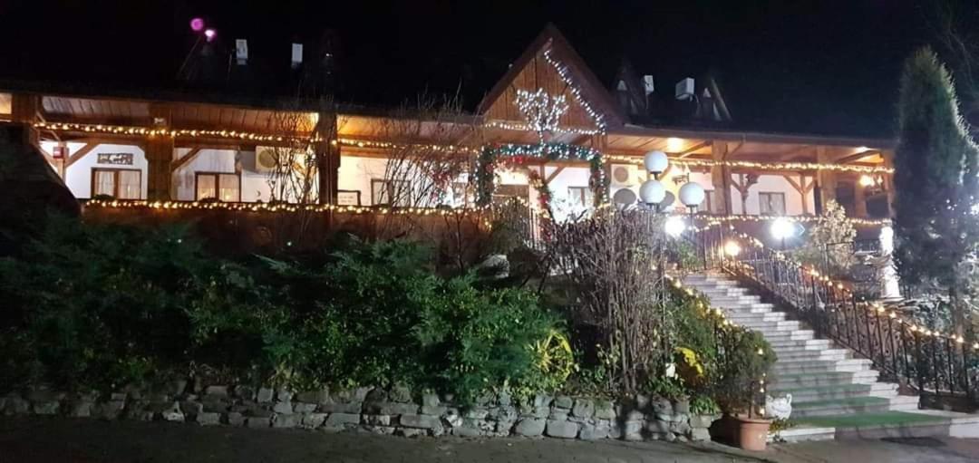 Casa Boiereasca Hotell Iasi Eksteriør bilde