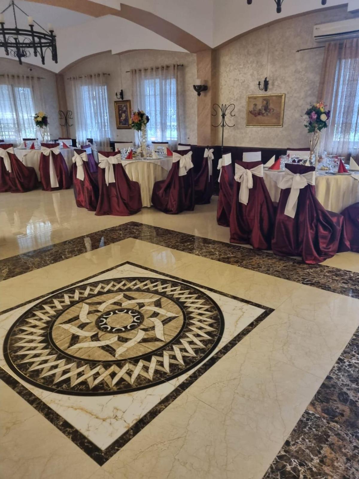 Casa Boiereasca Hotell Iasi Eksteriør bilde